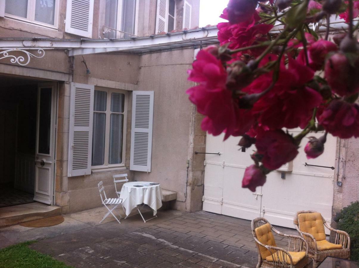 La Maison Févret Semur-en-Auxois Exterior foto